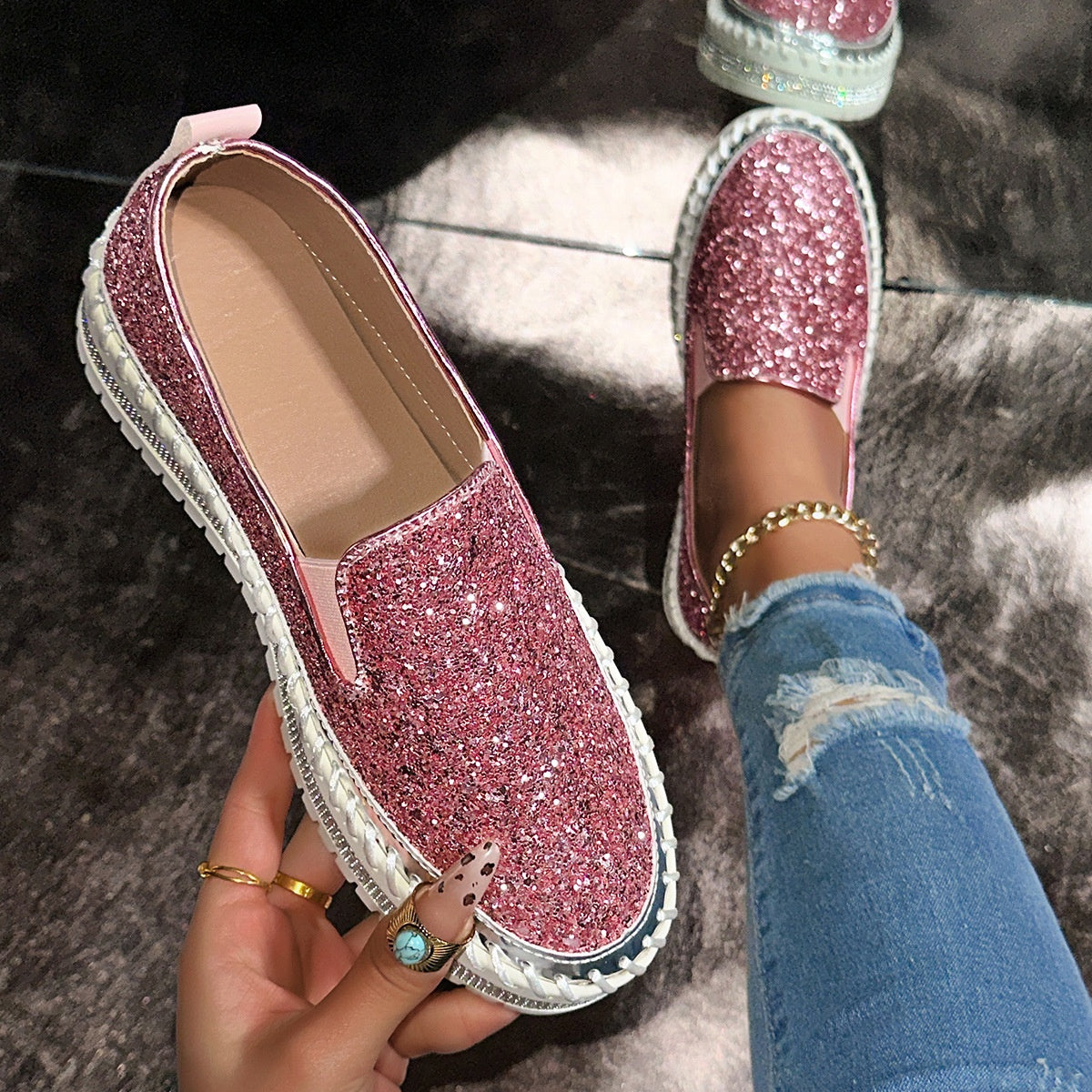 👟50% OFF! 🚶‍♀️ Women's Casual Slip-On Shoes – Comfortable, Lightweight & Easy to Slip On for Everyday Wear 🌸